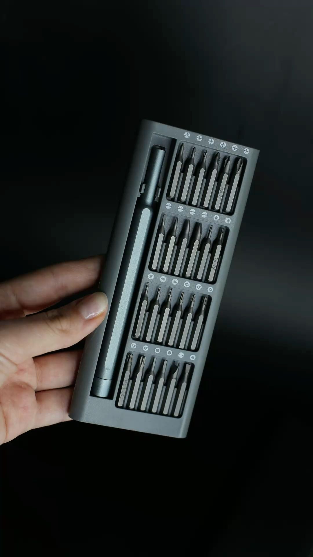 24 Pieces Precision Screwdriver Set